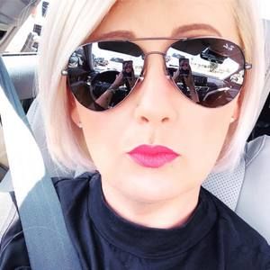 Meet your Posher, Melanie